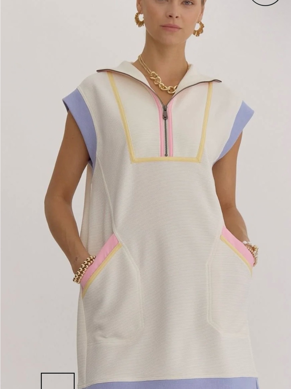 entro Cream Knit Short-Sleeve Zip Tunic with Pastel Trim